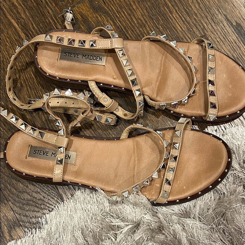 Steve Madden Beige Studded Sandals